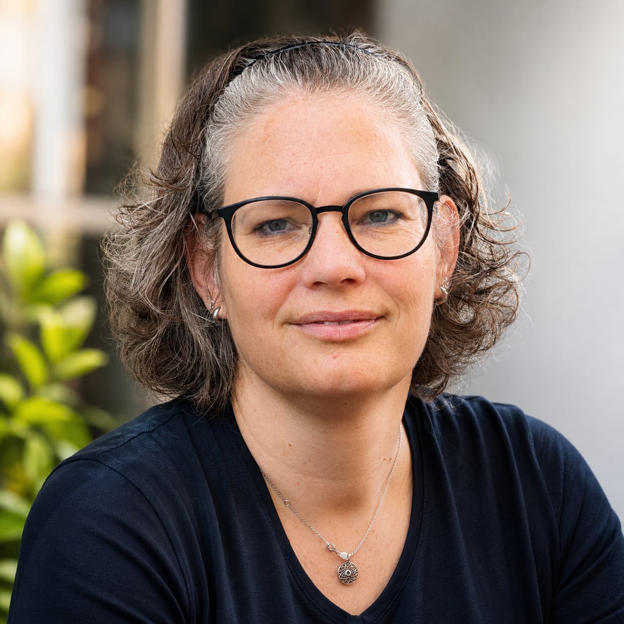 Portrait von Alexandra Wildenauer